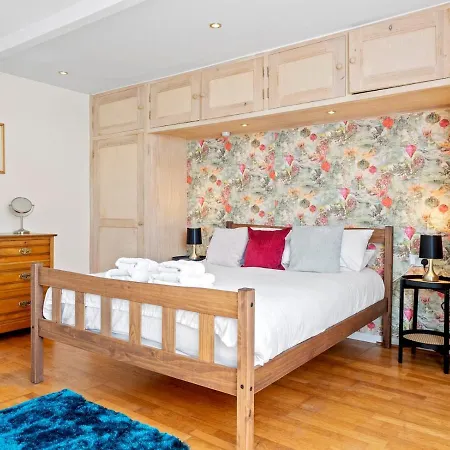 Holiday home Pass The Keys Expressive Coastal Nr Secluded Sandy Beach