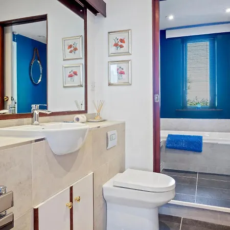 Holiday home Pass The Keys Expressive Coastal Nr Secluded Sandy Beach *
